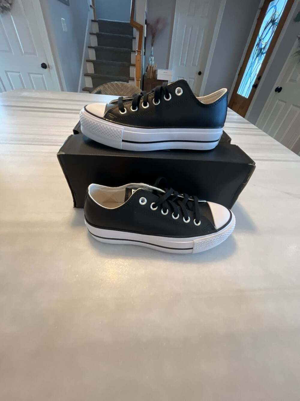 Converse Chuck Taylor All Star Lift Platform Leather Size 6 Black Sneakers Wom 6